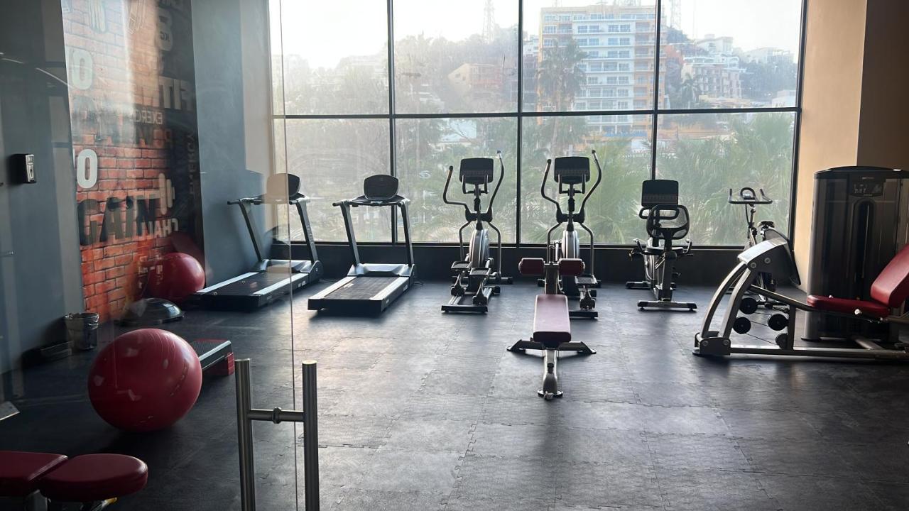 شقة Malecon Vista Al Mar Alberca Infinity Jacuzzi Gym ماساتلان المظهر الخارجي الصورة