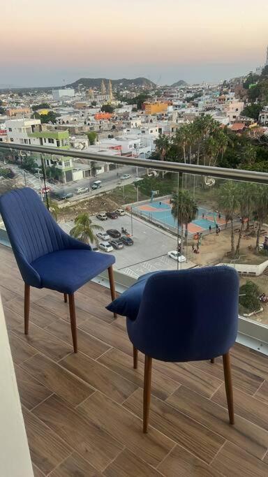 شقة Malecon Vista Al Mar Alberca Infinity Jacuzzi Gym ماساتلان المظهر الخارجي الصورة